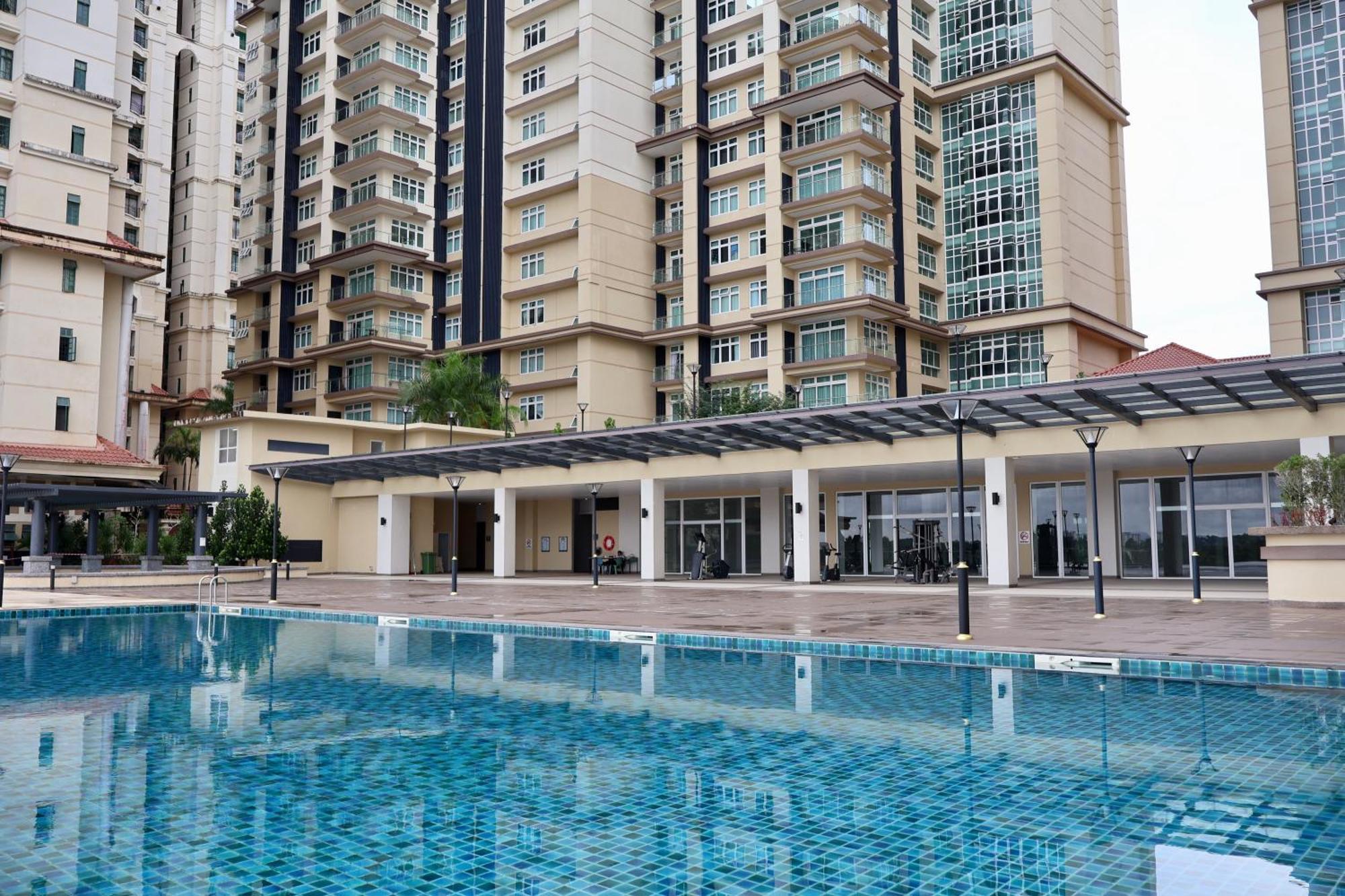 Kuching City Centre Smart Home Luxury Resort Condo Dış mekan fotoğraf