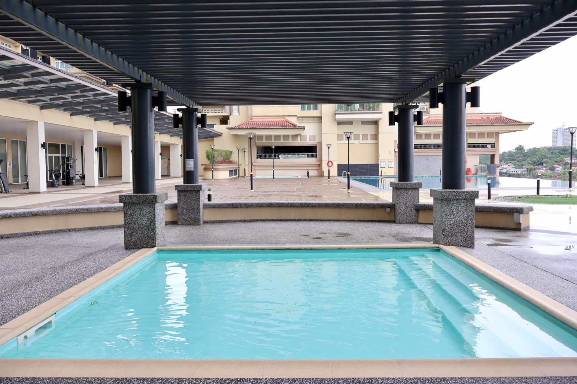 Kuching City Centre Smart Home Luxury Resort Condo Dış mekan fotoğraf